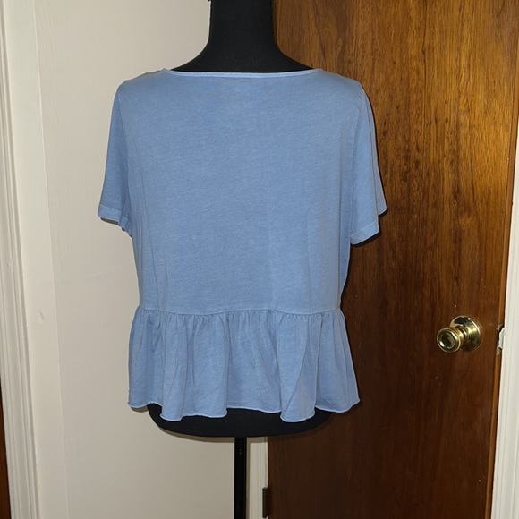 🆕GAP Classic Blue V-Neck Short Sleeve Tee - Size M - Picture 3 of 5